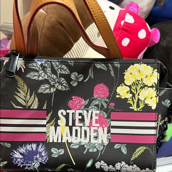 Sales - Picture 3 of 4